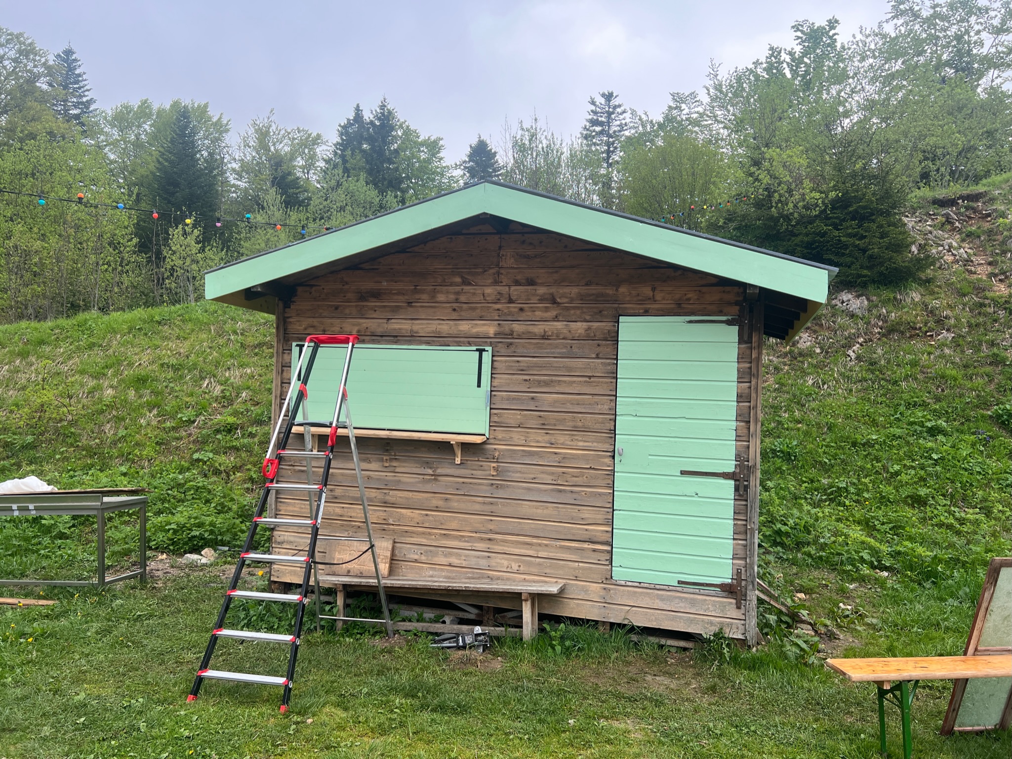 Cabane guinguette en pleine rénovation 
