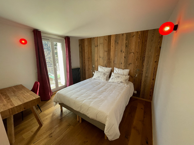 La chambre de mamie avec balcon